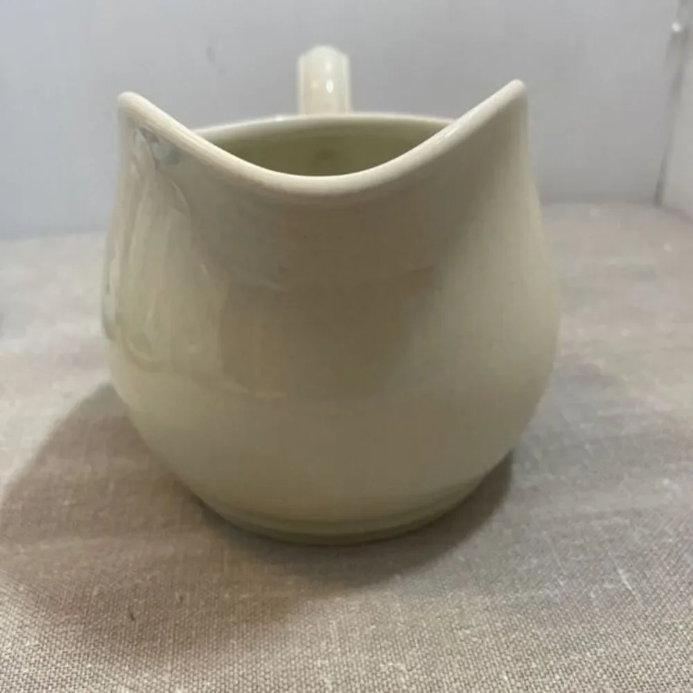 Pfaltzgraff Cappuccino Gravy Boat / Creamer Made In USA  Used‎ For Display Only
